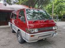 Mitsubishi Po 5 1987 Van