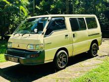 Mitsubishi PO 06 2000 Van