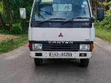 Mitsubishi Single Wheel 1987 Lorry
