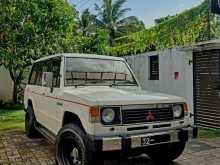 Mitsubishi Pajero MK1 1989 SUV