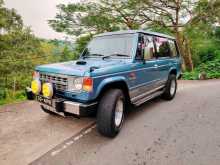 Mitsubishi MK1 Pajero Flat Roof 1988 SUV