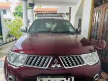 Mitsubishi Montero 2012 SUV