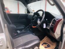 https://riyasewana.com/uploads/mitsubishi-montero-1010373517625.jpg