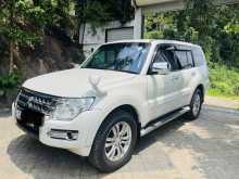 Mitsubishi Montero Pajero Super Exceed JDM 2013 SUV