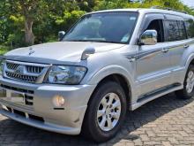 https://riyasewana.com/uploads/mitsubishi-montero-111807006315.jpg
