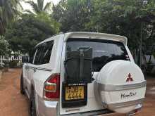 https://riyasewana.com/uploads/mitsubishi-montero-1218224422463.jpg