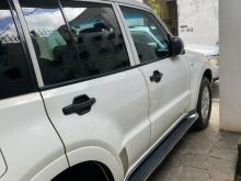 https://riyasewana.com/uploads/mitsubishi-montero-12809436794.jpg