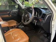 https://riyasewana.com/uploads/mitsubishi-montero-1316552924722.jpg