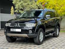 Mitsubishi Montero 2013 SUV