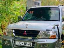 Mitsubishi Montero 2001 SUV