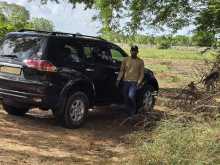Mitsubishi Montero 2012 SUV