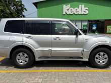 Mitsubishi Montero 2005 SUV
