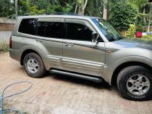 https://riyasewana.com/uploads/mitsubishi-montero-1512331224462.jpg
