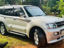 Mitsubishi Montero 2004 SUV