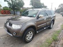 https://riyasewana.com/uploads/mitsubishi-montero-15814216024.jpg