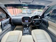 https://riyasewana.com/uploads/mitsubishi-montero-159552717805.jpg