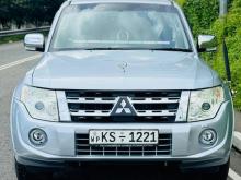 Mitsubishi Montero 2012 SUV
