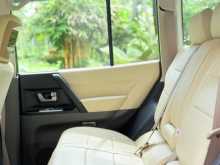 https://riyasewana.com/uploads/mitsubishi-montero-16105804555.jpg