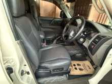 https://riyasewana.com/uploads/mitsubishi-montero-161132354593.jpg