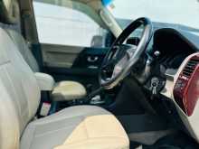 https://riyasewana.com/uploads/mitsubishi-montero-16113408123.jpg