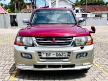Mitsubishi Montero 2000 SUV
