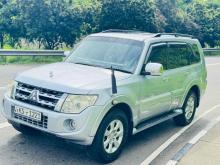 https://riyasewana.com/uploads/mitsubishi-montero-168144724163.jpg