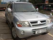 Mitsubishi Montero 2004 SUV