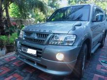 Mitsubishi Montero 2000 SUV