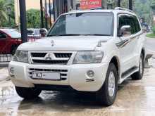 https://riyasewana.com/uploads/mitsubishi-montero-17151214283.jpg