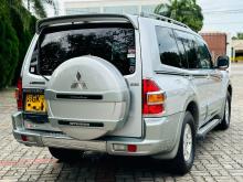 https://riyasewana.com/uploads/mitsubishi-montero-1718584117905.jpg