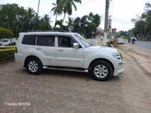https://riyasewana.com/uploads/mitsubishi-montero-1794515524.jpg