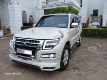 Mitsubishi Montero 2013 SUV