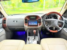 https://riyasewana.com/uploads/mitsubishi-montero-179452010804.jpg