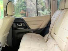https://riyasewana.com/uploads/mitsubishi-montero-179452010985.jpg