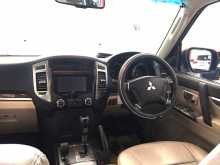 https://riyasewana.com/uploads/mitsubishi-montero-18100925445.jpg