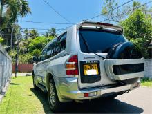 https://riyasewana.com/uploads/mitsubishi-montero-1818594517356.jpg