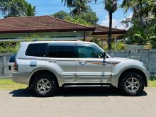 https://riyasewana.com/uploads/mitsubishi-montero-1818594517545.jpg
