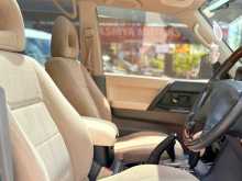 https://riyasewana.com/uploads/mitsubishi-montero-19113342143.jpg
