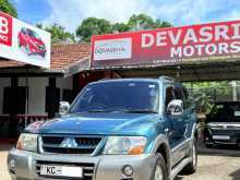 https://riyasewana.com/uploads/mitsubishi-montero-19113342902.jpg