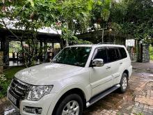 Mitsubishi Montero 2015 SUV
