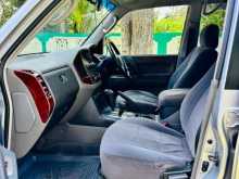 https://riyasewana.com/uploads/mitsubishi-montero-19659344373.jpg