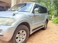 https://riyasewana.com/uploads/mitsubishi-montero-197505317756.jpg