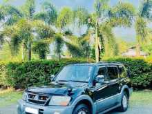 Mitsubishi Montero 2004 SUV