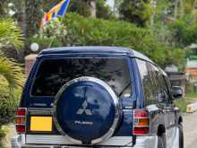 https://riyasewana.com/uploads/mitsubishi-montero-1999-1523160612142.jpg