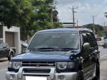 https://riyasewana.com/uploads/mitsubishi-montero-1999-1523160612603.jpg