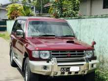 https://riyasewana.com/uploads/mitsubishi-montero-1999-2311590012382.jpg