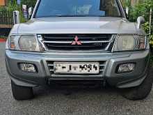 Mitsubishi Montero 2000 SUV