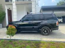 Mitsubishi Montero 2000 SUV