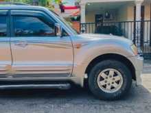 https://riyasewana.com/uploads/mitsubishi-montero-2000-247555012434.jpg