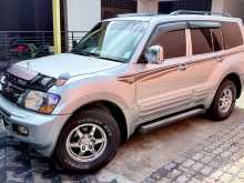 https://riyasewana.com/uploads/mitsubishi-montero-2000-259103312583.jpg